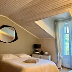 Holiday home La Maison D'emilia Verdure Et Murmure De L'eau Viviers-sur-Chiers
